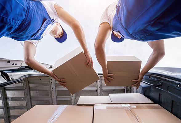 Spedizione e Logistica  Una volta confezionati, i prodotti vengono pallettizzati, etichettati e stoccati in area logistica, pronti per la spedizione. Grazie a una gestione efficiente dei flussi in uscita, garantiamo tempi di consegna rapidi e tracciabilità completa. I pallet possono essere personalizzati in base alle esigenze del cliente, con formati e pesature ottimizzate per la distribuzione nazionale e internazionale.  Fammi sapere se desideri aggiungere riferimenti a trasportatori, certificazioni logistiche o se vuoi che ti riordini tutti i 12 punti in una versione completa e pronta per pubblicazione.